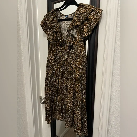 OLD NAVY LEOPARD PRINT DRESS SIZE LARGE - Picture 1 of 4